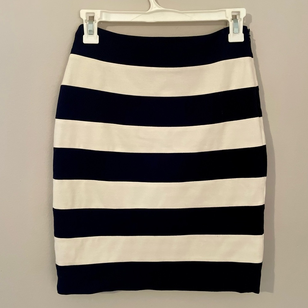 White House Black Market Black and White Striped Pencil Skirt